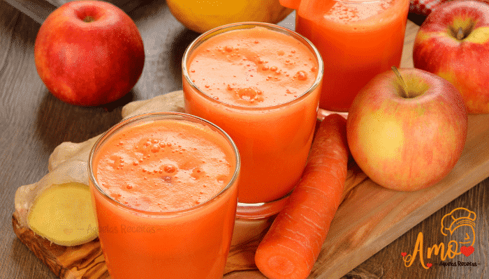 Suco de maça e cenoura cheio de vitaminas