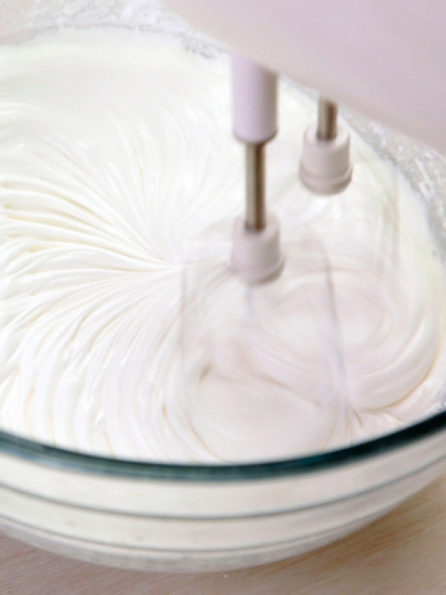 Como fazer Chantilly com creme de leite cremoso